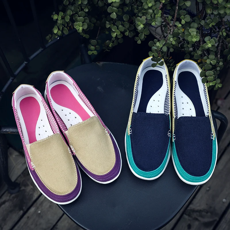 Women's Lightweight Canvas Shoes Low Breathable Solid Color Flat Casual Loafers Outdoor Walking Shoes