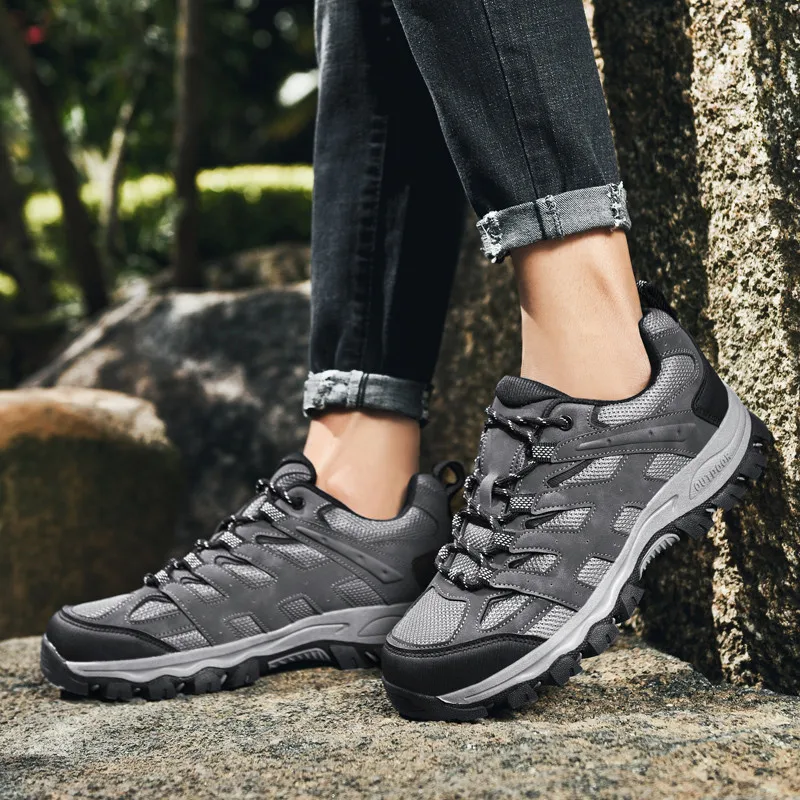 New Grey Hard-wearing Men Trekking Shoes Breathable Mesh Men Hiking Shoes Platform Anti-slip Men Outdoor Sneakers Plus Size 47