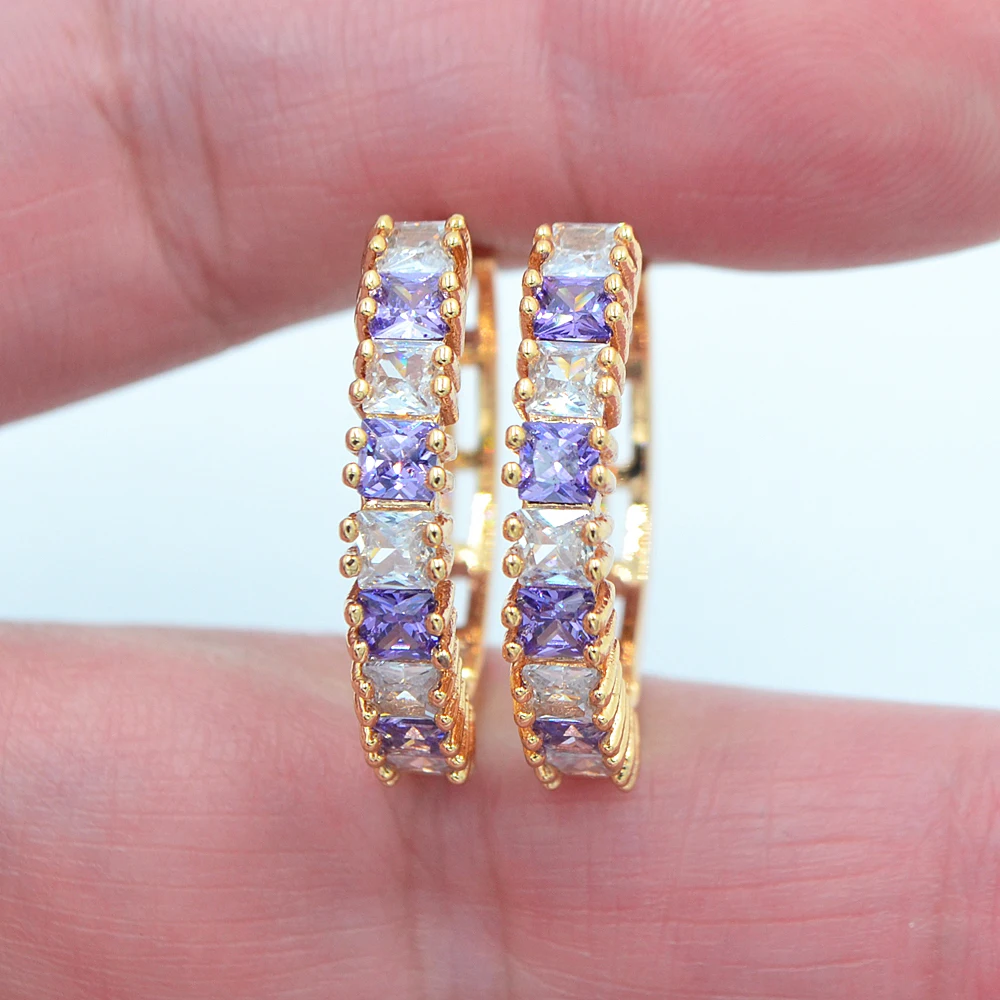 Модные золотистые серьги Huggie с белым и зеленым фианитом для женщин