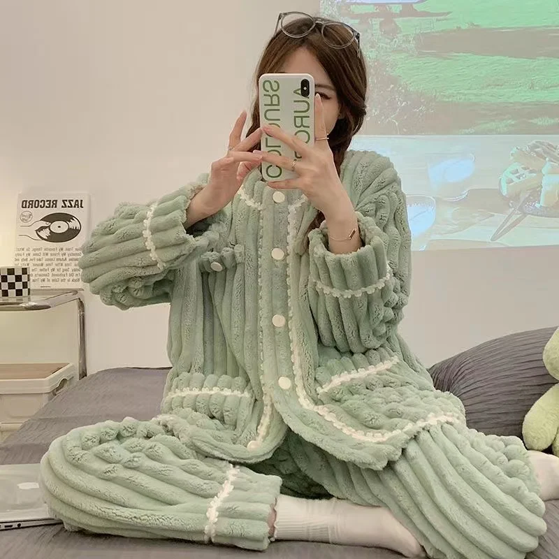 New Pajamas Sets Women Winter Thick Warm Coral Velvet  Pyjamas Sweet 2 Piece Set Loose Sleepwear Home Clothing Female