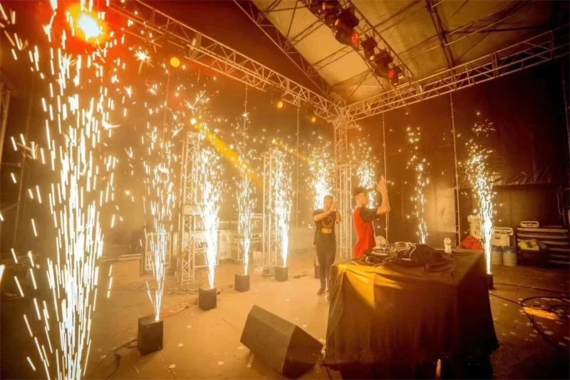 Вращающийся Спарклер с двойной головкой 1300 Вт холодным пламенем вращающийся