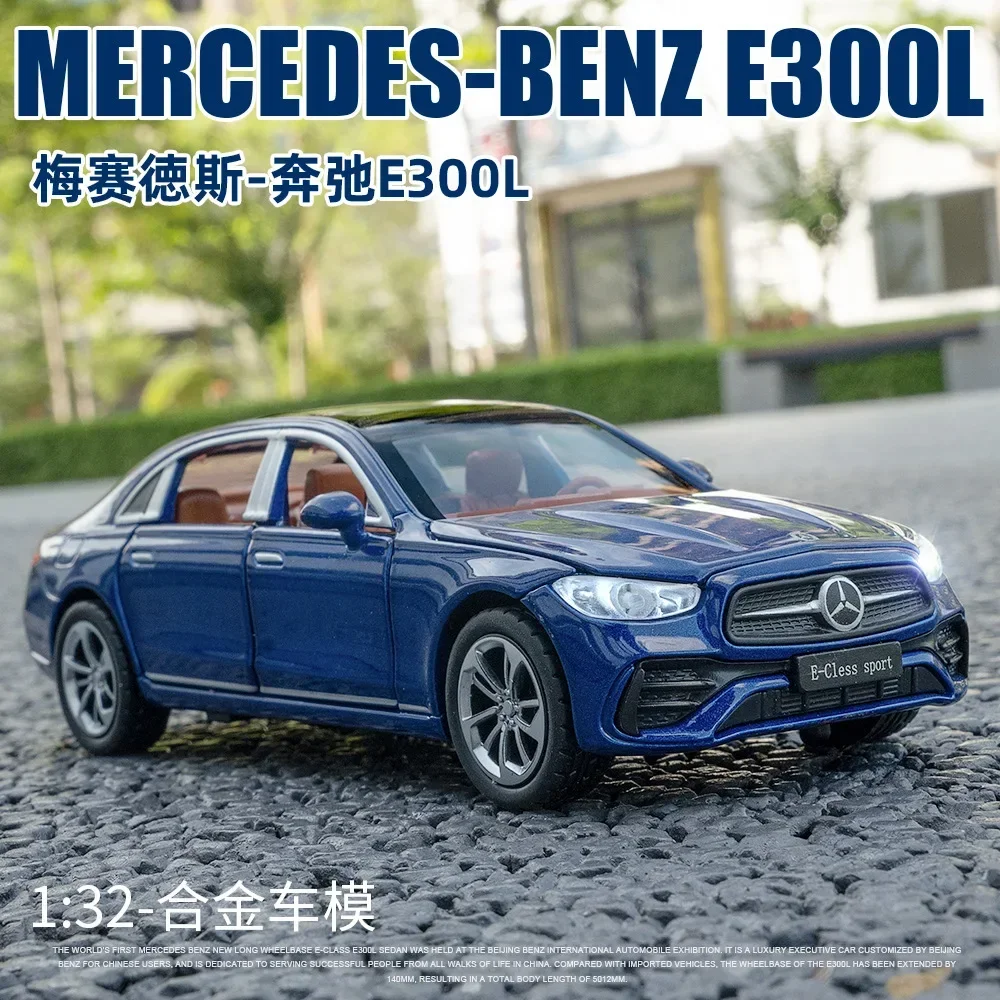 

Модель автомобиля Mercedes-Benz E300L из металлического сплава, 1:32