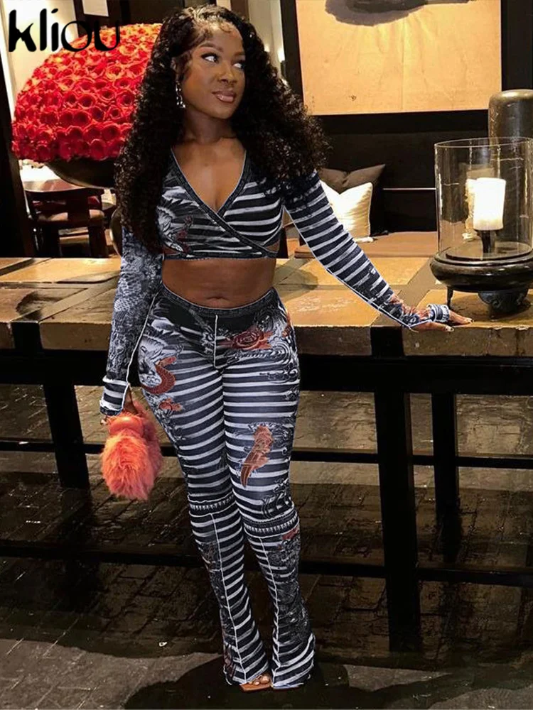 Женский топ с длинным рукавом V-образным вырезом и высокой талией