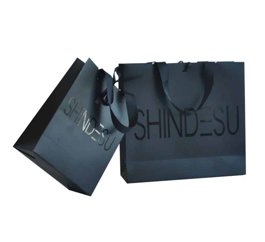 

Customized Matt Black with Spot UV Custom Jewellery Paper Bag For Jewelry Gift
