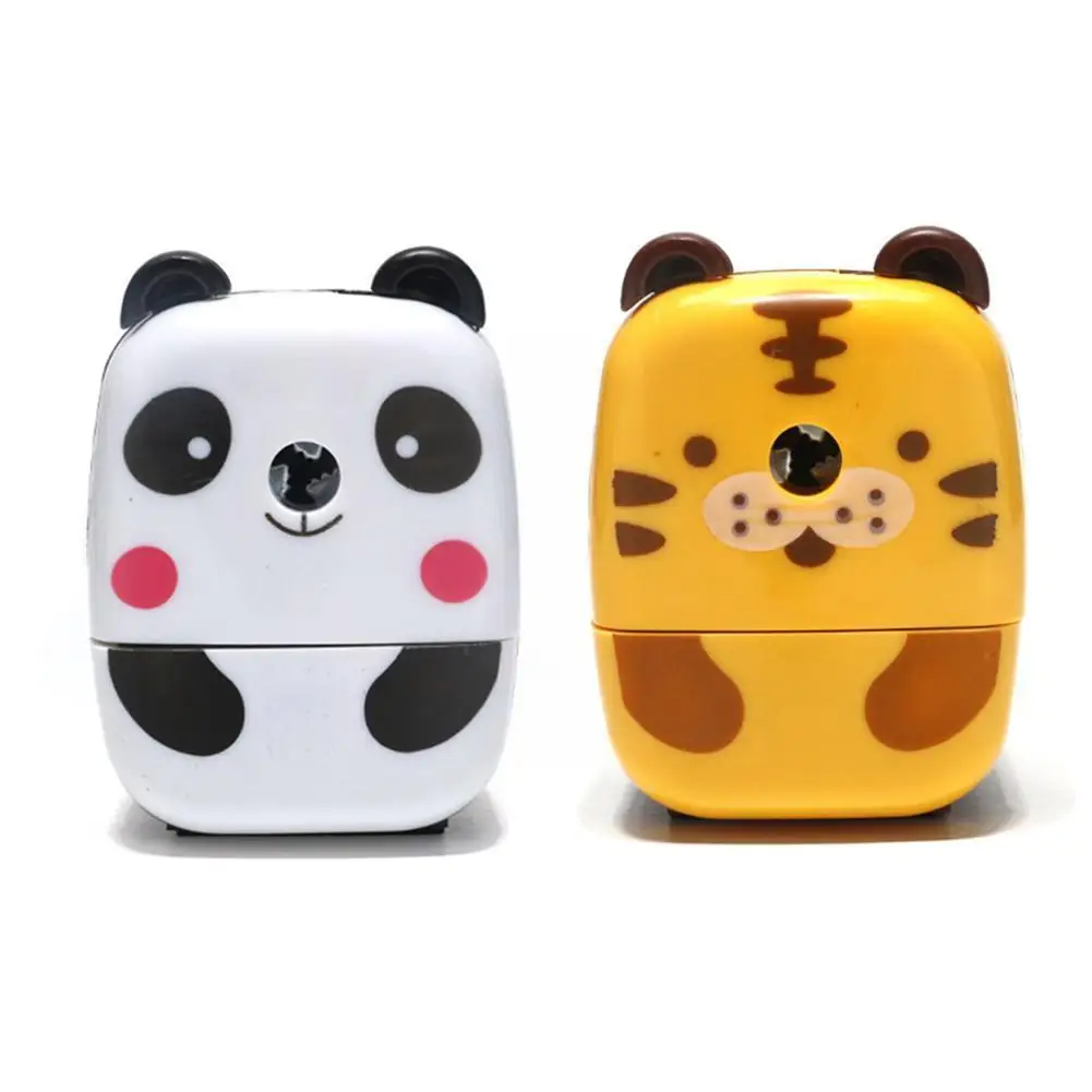 

1PC Kawaii Panda Pencil Sharpener Cute Cartoon Animals Office Kids Crank Pen Tool School Supplies Stationary Cutter Hand Ma G5S1