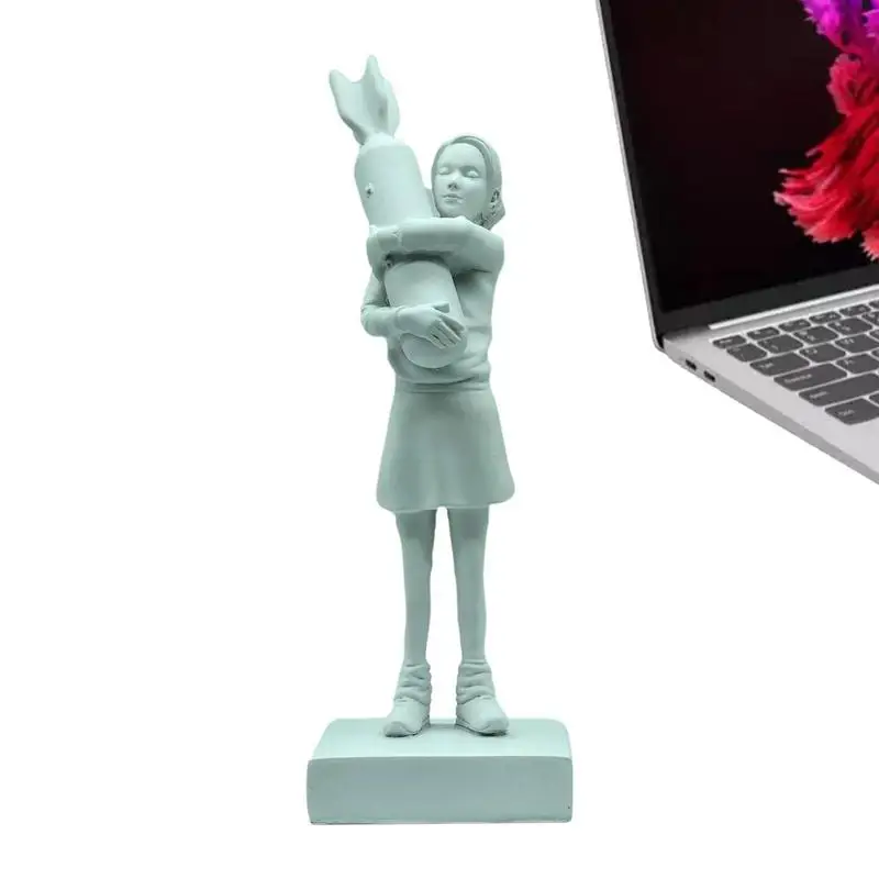 

Статуя обнимающего бомб из смолы, скульптура мира Бэнкси, современное искусство, новые бомбы, обнимающая скульптура Бэнкси, бомбы для девушек, уличное искусство