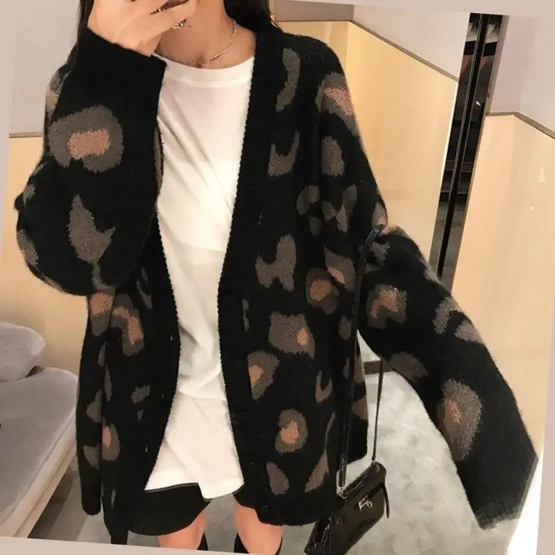 

Women Casual Sweaters Korean Fashion Spring Pink Leopard V-Neck Long Sleeve Cardigans Loose Coat Pull Vetement Femme Sueters