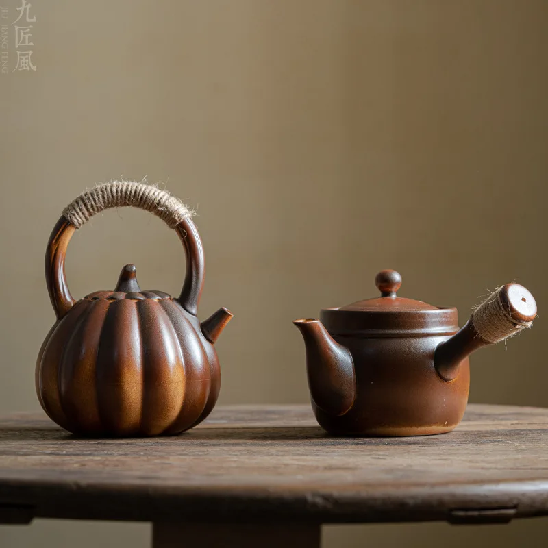 

Chinese Fireplace Teapots Pottery Pumpkin Loop-handled Teapot Side Ceramic Teapots Tea Maker Kungfu Tea Kettle Outdoor Teaware