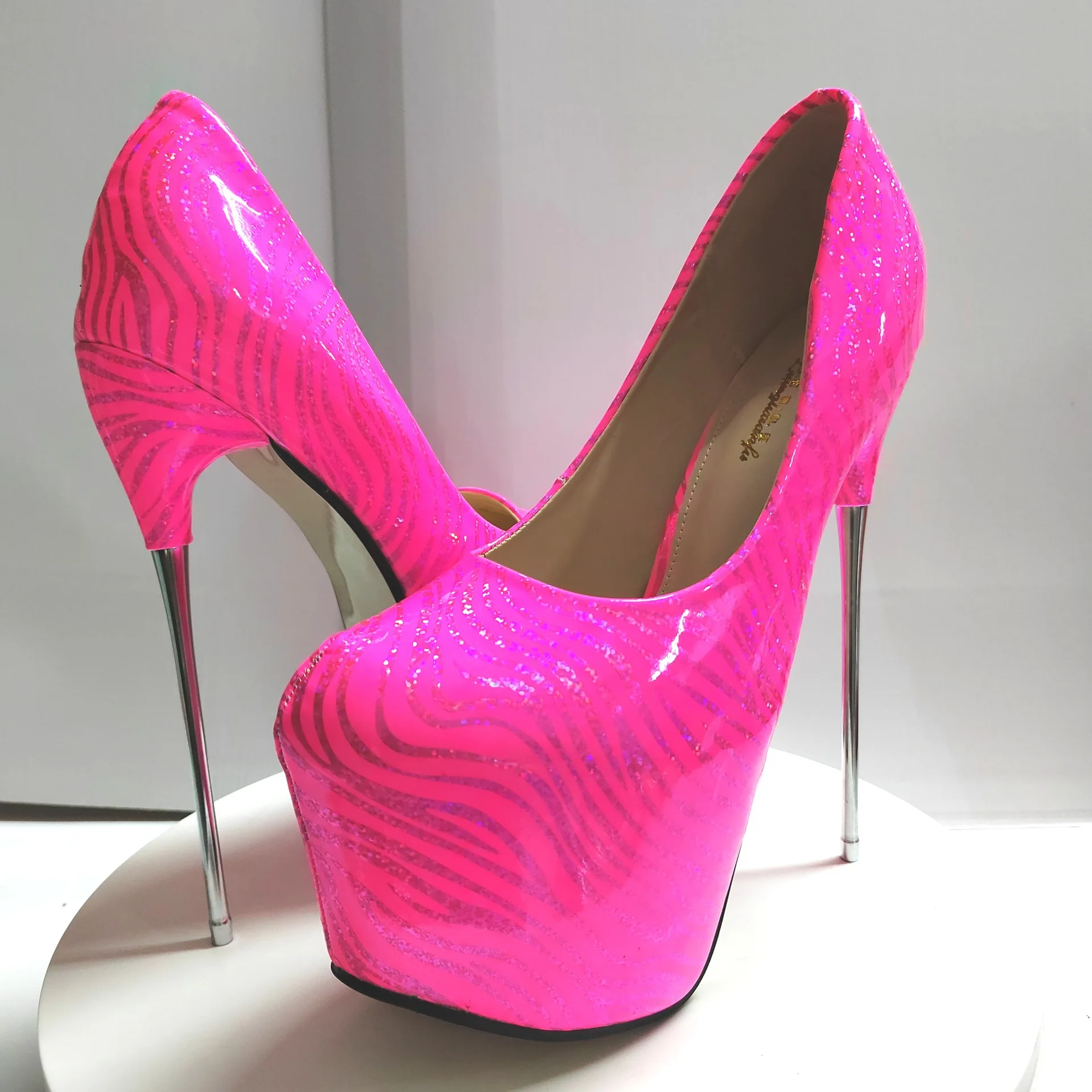 Роскошные металлические туфли-лодочки на высоком каблуке 22 см женские пикантные