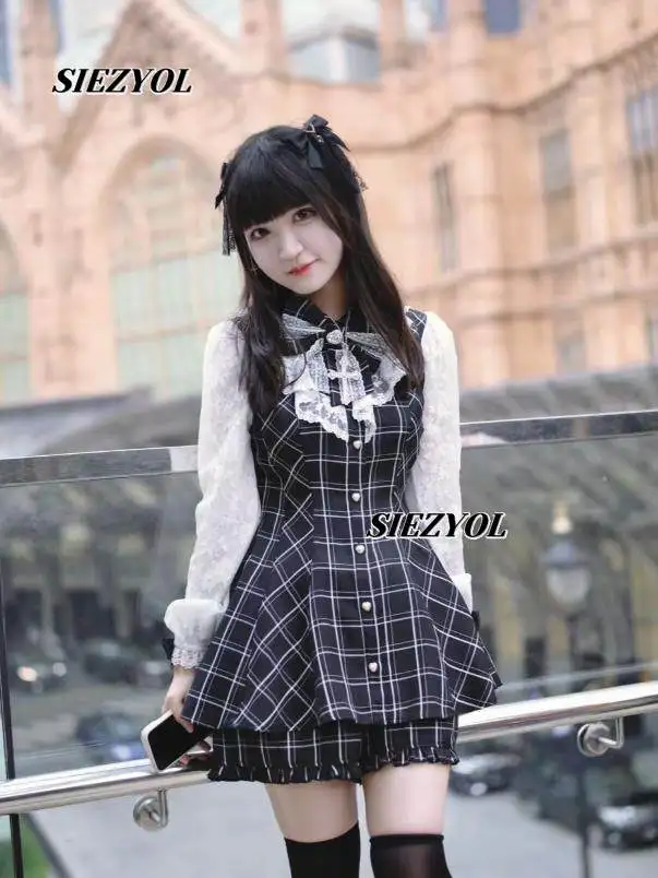 Фото Комплект платья и шорт Sc Lolita: черно-белый, приталенный, с бантом и кружевом, в японском стиле, с завышенной талией, облегающий, для массового производства №4