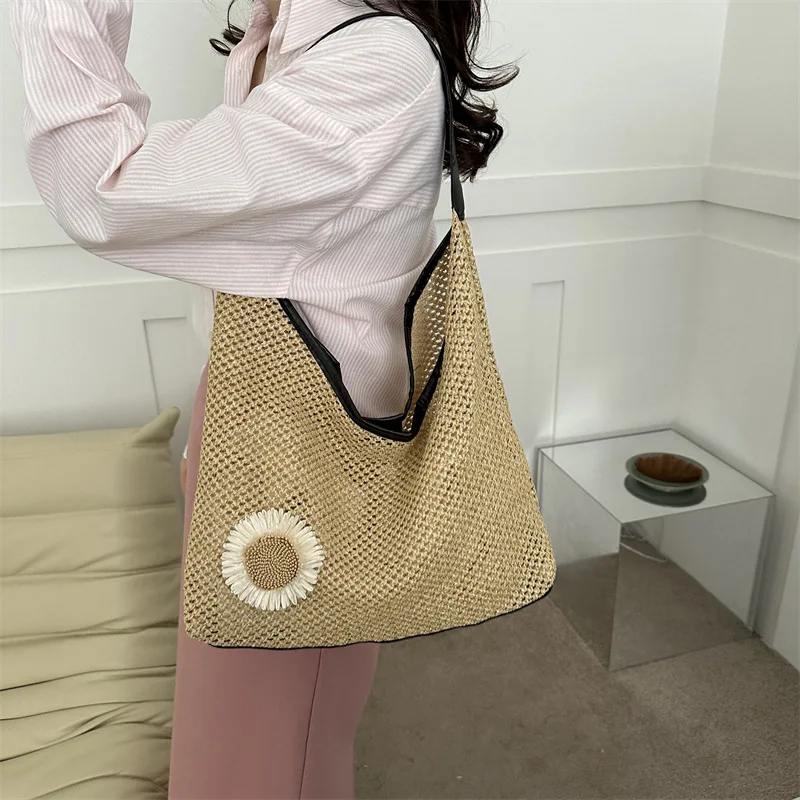 Soft Collapse Woven Women's Pastoral Style Lazy and Versatile Bucket 2023 New Casual Shoulder Vacation Beach Bag