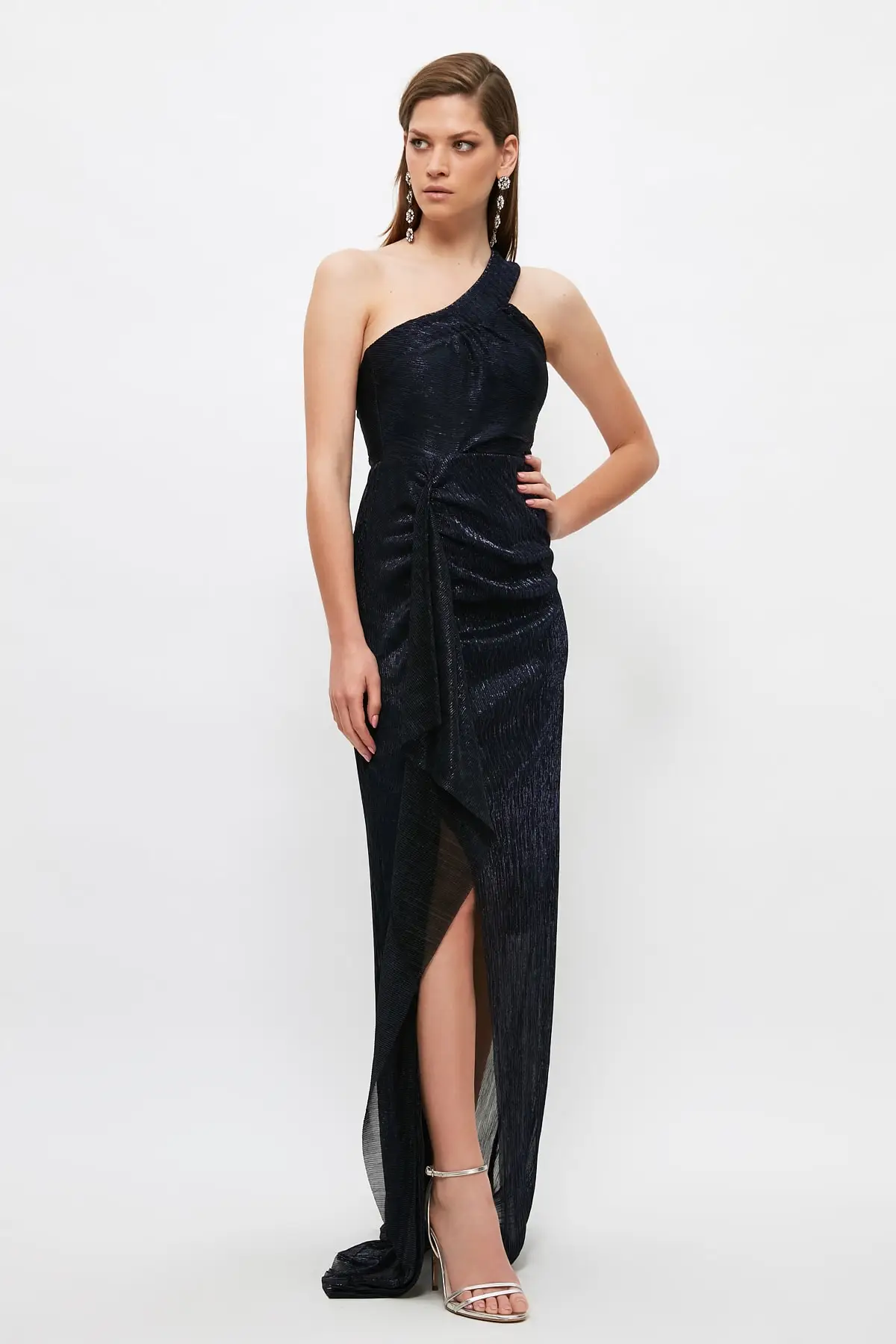 

Trendyol Collar Detail Evening Dress & Prom Gown TPRSS21AE0266