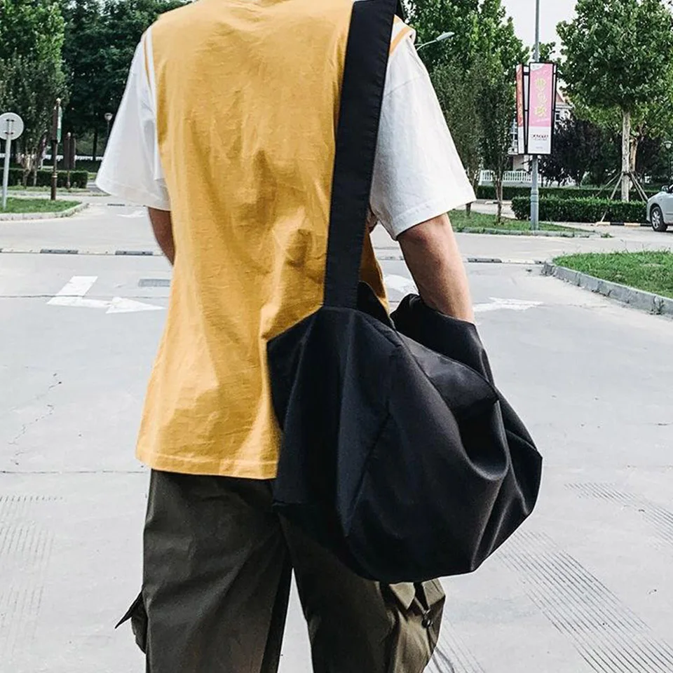 Fashion Professional Sports Backpack Female Portable Portable Fitness Bag Simple Large Capacity Web Celebrity Training Bag M600