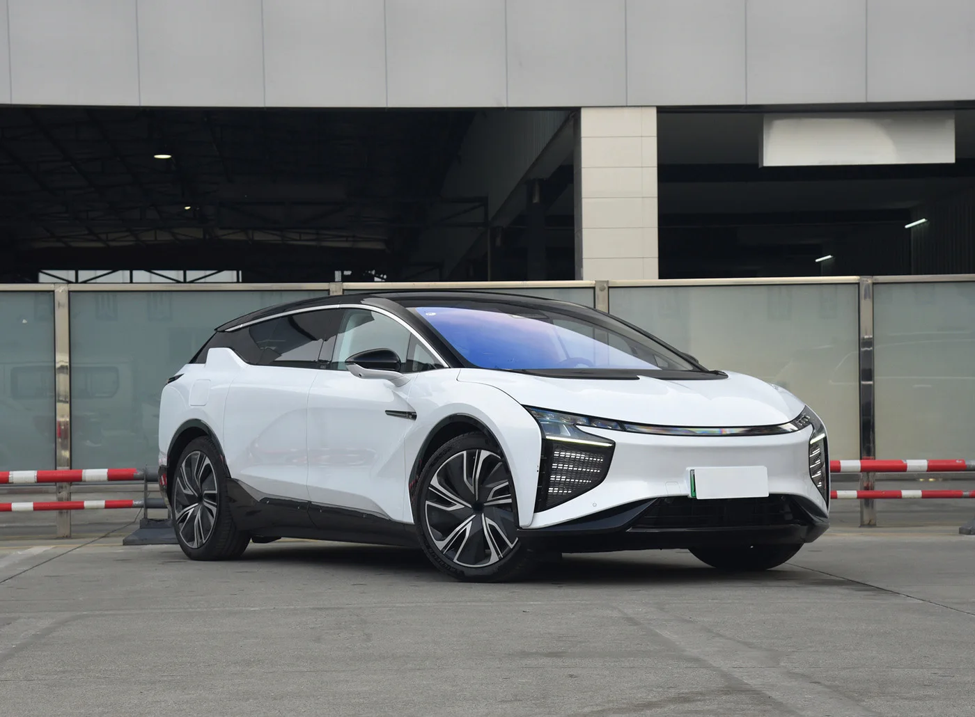 Новый дизайн Электромобиль нового энергопотребления б/у автомобиль для Gaohe Hiphix