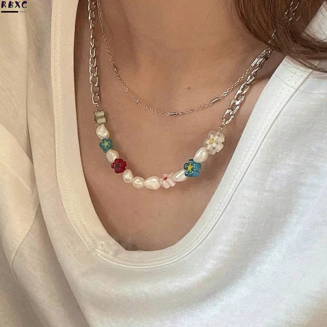 

Korean Design Sense of Minority Personality Glass Flower Baroque Pearl Double-layer Clavicle Chain Necklace Set
