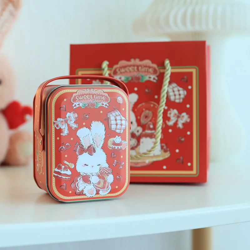 

Жестяная коробка для подарков с кроликом