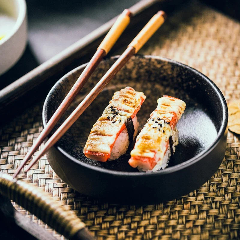 Японская креативная керамическая миска плотная суповая для салата модные блюда