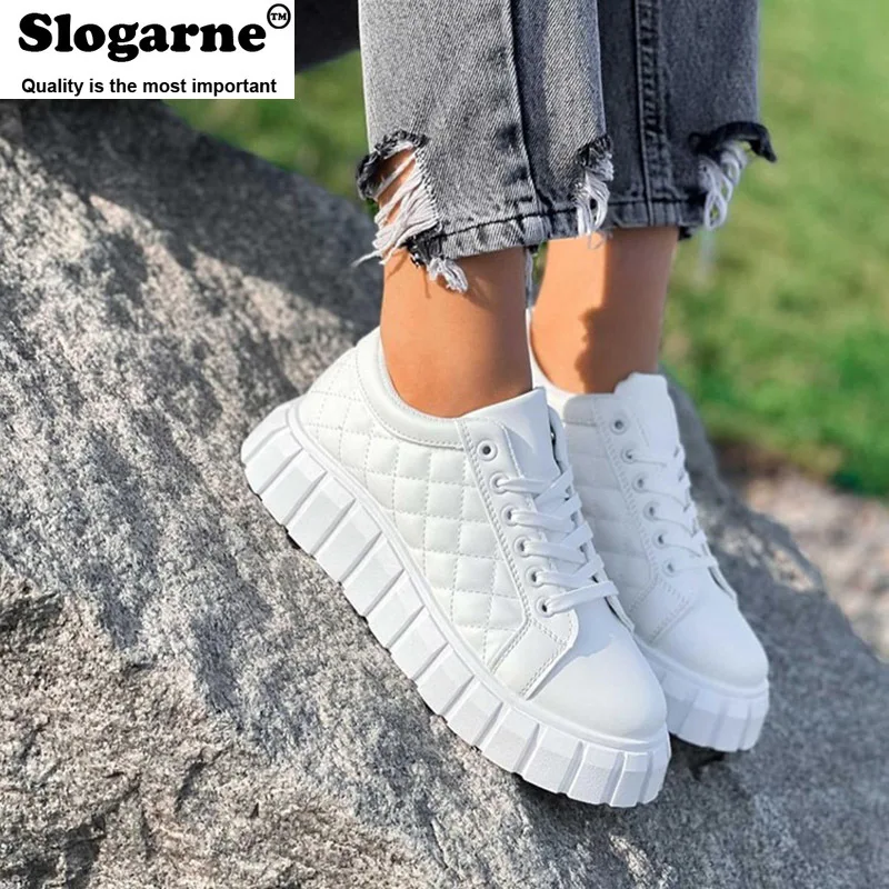 

Женские кроссовки на платформе, повседневные белые кроссовки на плоской подошве, спортивная обувь из металла, большие размеры, весна-осень 2023