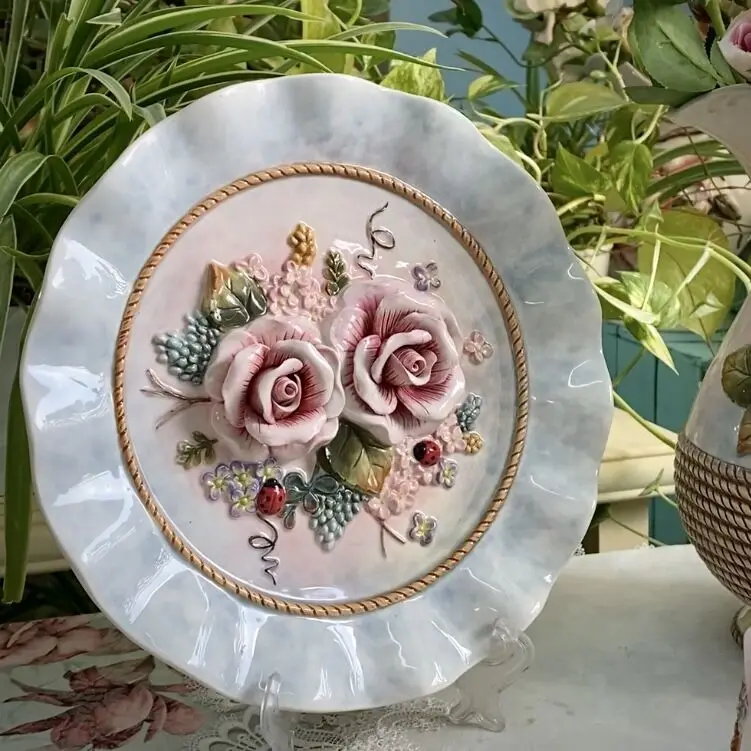 

3D Pink Rose Decorative Wall Dishes Porcelain Decorative Plates Home Decor Crafts Room Wedding Decoration Accessories Figurine