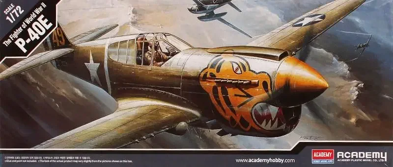 Академия 12468 1/72 P-40E Warhawk (пластиковая модель)