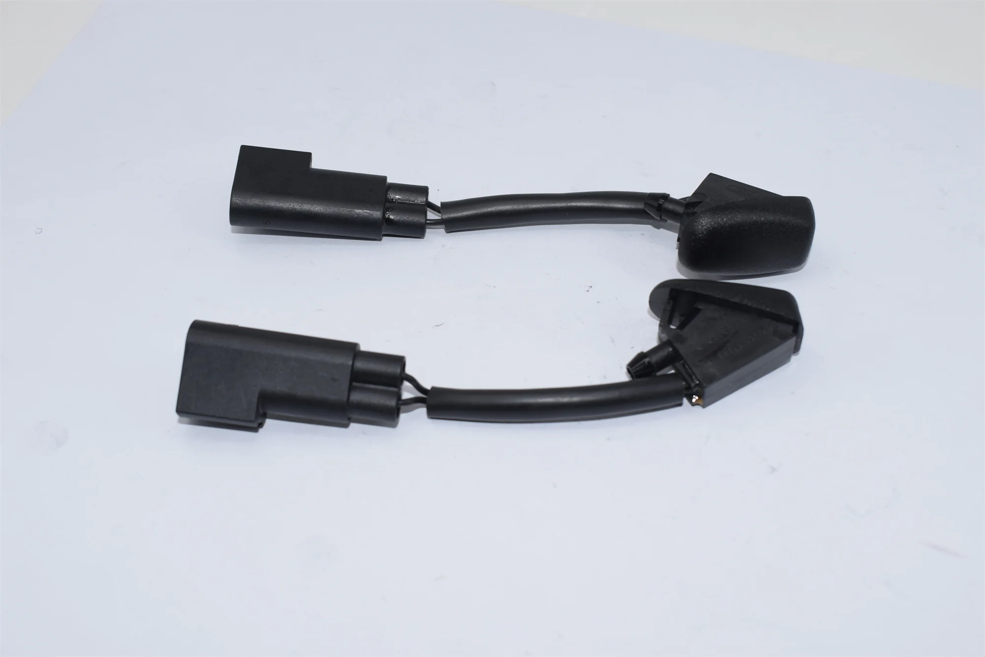 Распылитель воды на лобовое стекло, распылительная Форсунка для Ford Focus MK2 MK3 2005-2012 Fiesta 2001-2008 XS4117666 1404820