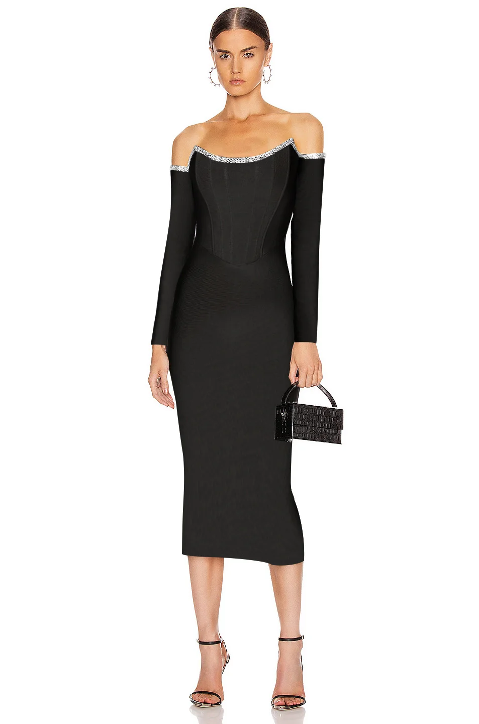 Женское облегающее платье миди с длинным рукавом черное открытыми плечами и