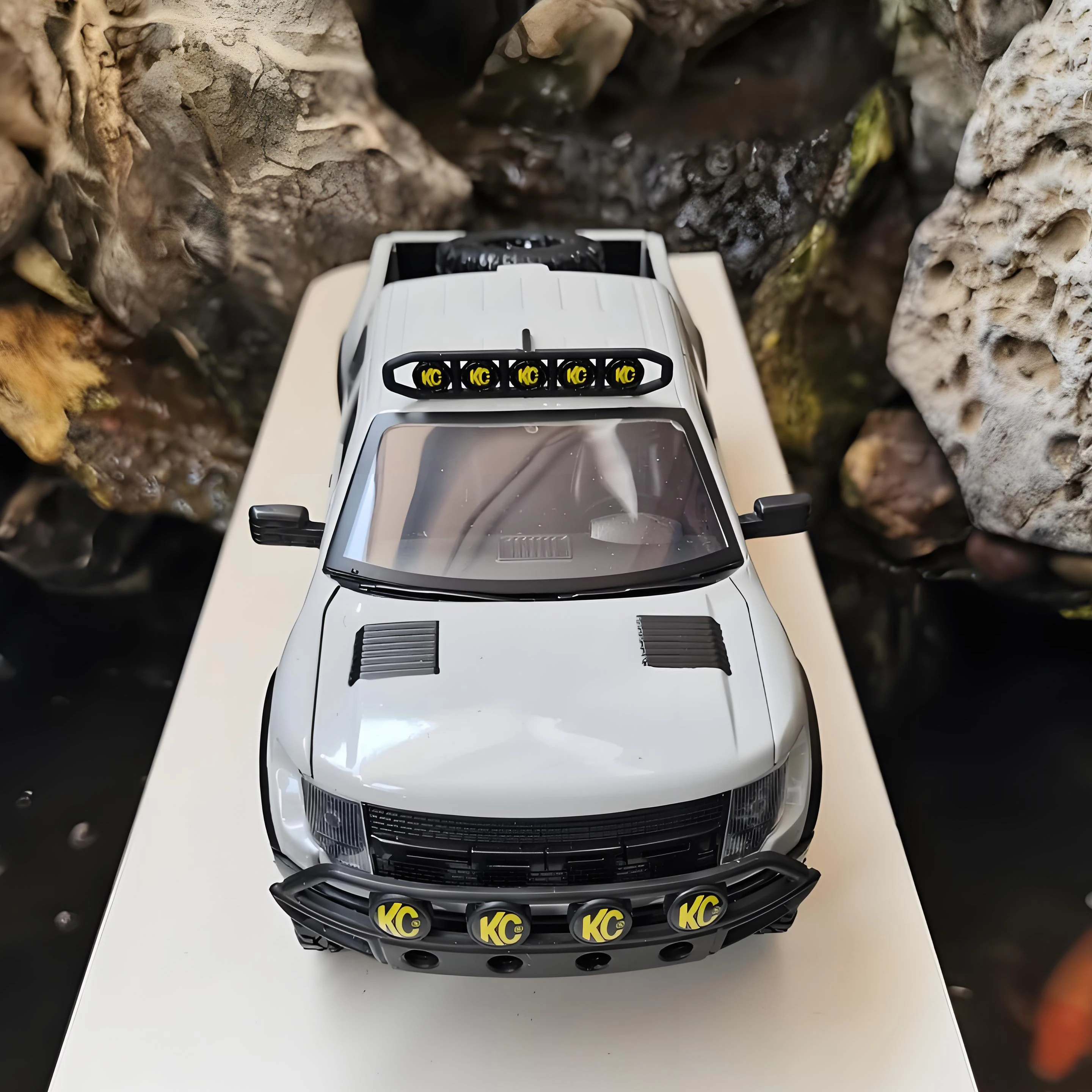 JADA 1:24 Ford F-150 SVT Raptor 2011 легкосплавный автомобиль литье под давлением и игрушечный