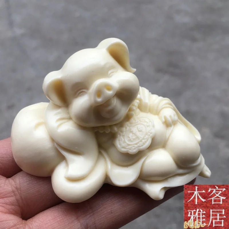 

Ivory Nut Zodiac Pig Mini Decoration Office Home Lucky Pig Crafts Car Interior Decoration Cartoon Piggy Fortune