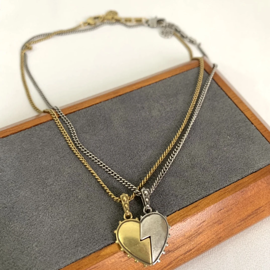 

2023, Европейский дизайнерский бренд, ассиметричное женское ожерелье и браслет, роскошный комплект женских ювелирных изделий, модный аксессуар