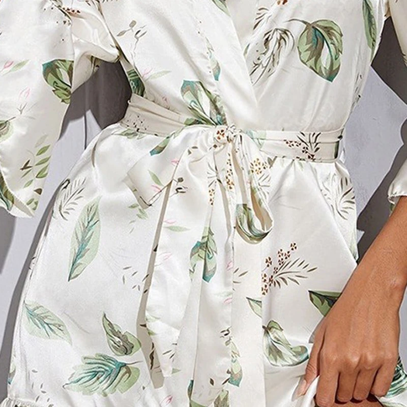 Женская пижама на шнуровке TERMEZY пикантная атласная леопардовой расцветки из