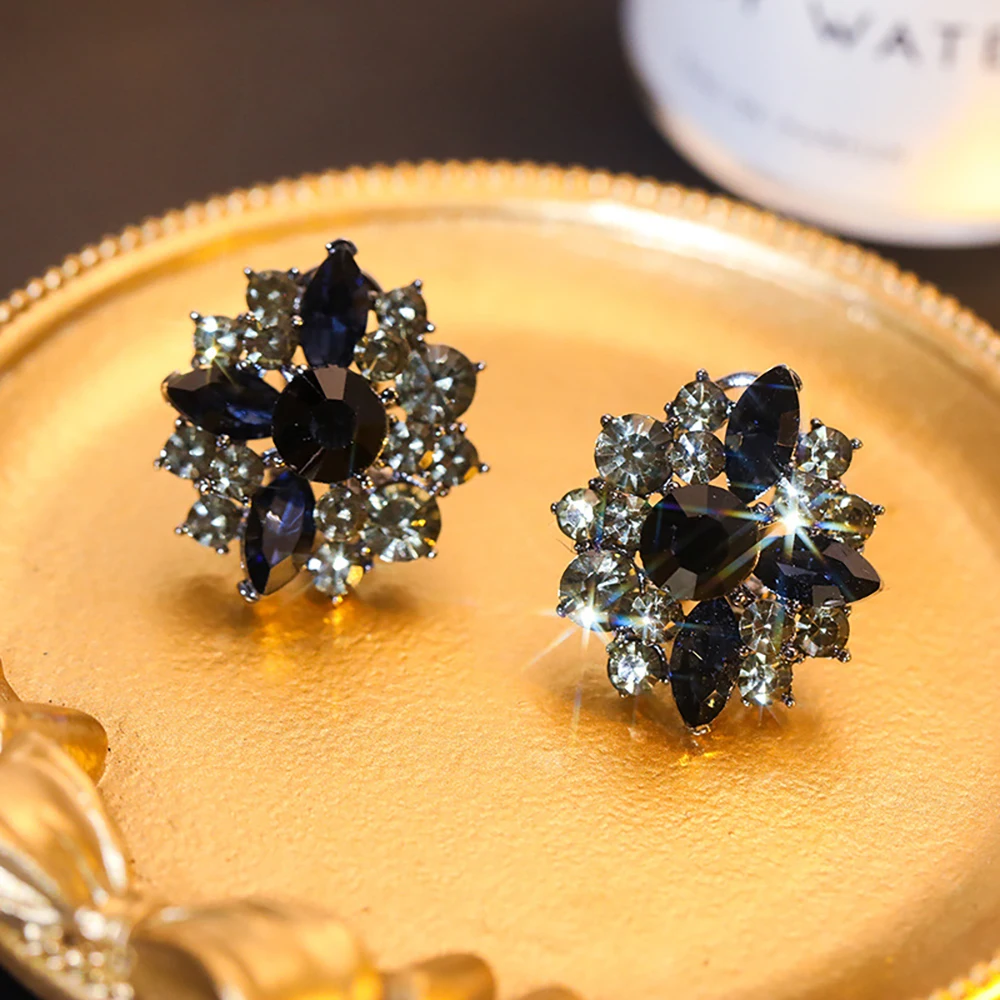 

High Quality Shiny Zircon Jewelry Flower Shape Copper Plated 18K Gold Women Earrings Luxury Banquet Accessories