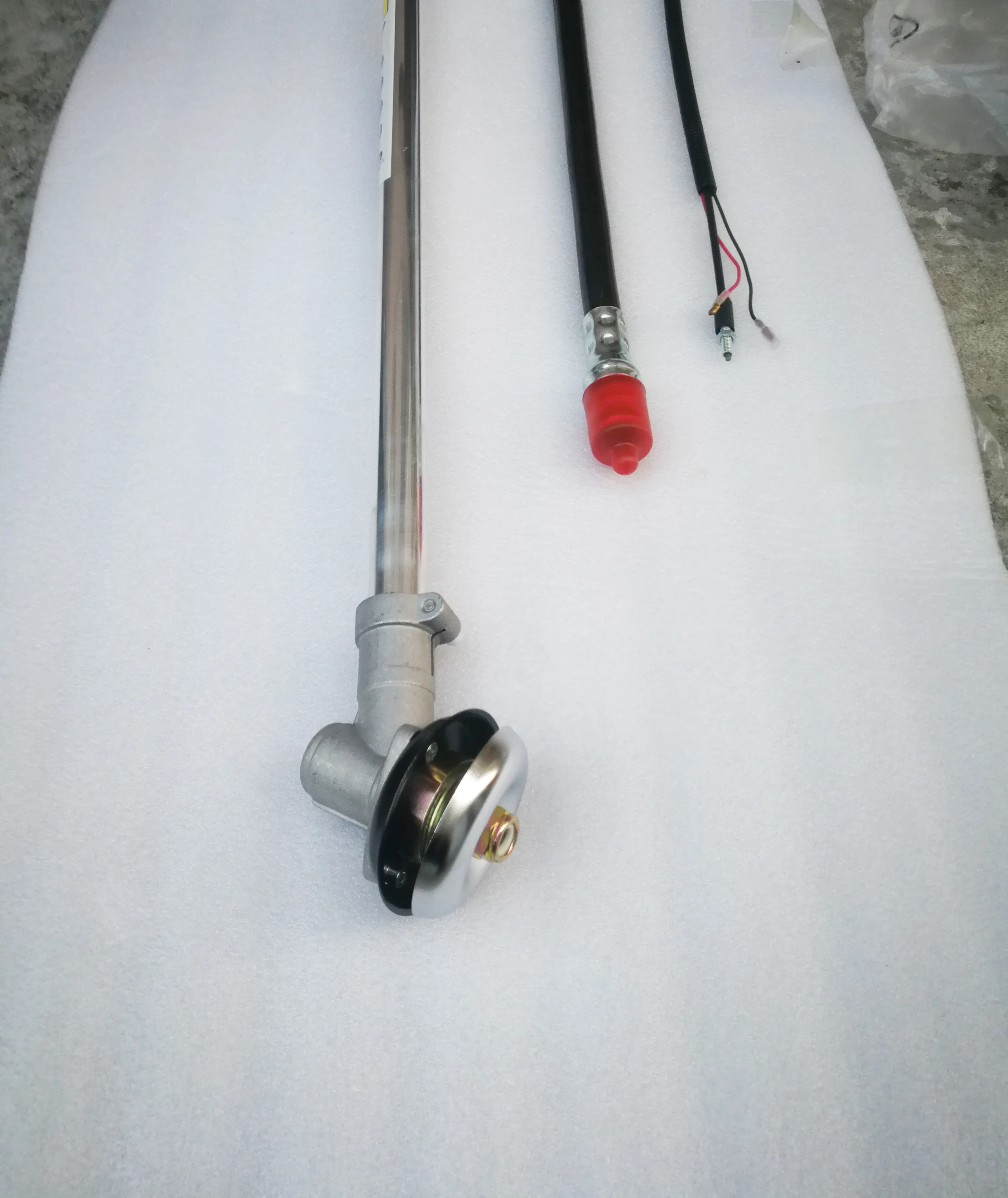 Рабочий стержень для газонокосилки ранец с боковым креплением кусторез