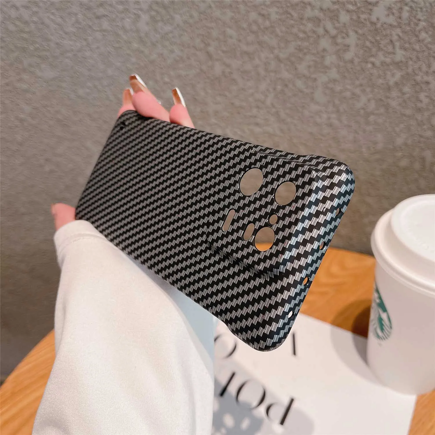 Frameless Case for Xiaomi 13 Pro 2211133C Luxury Carbon Fiber Armor Shockproof Comfortable Hard PC Phone Cover Xiaomi13Pro