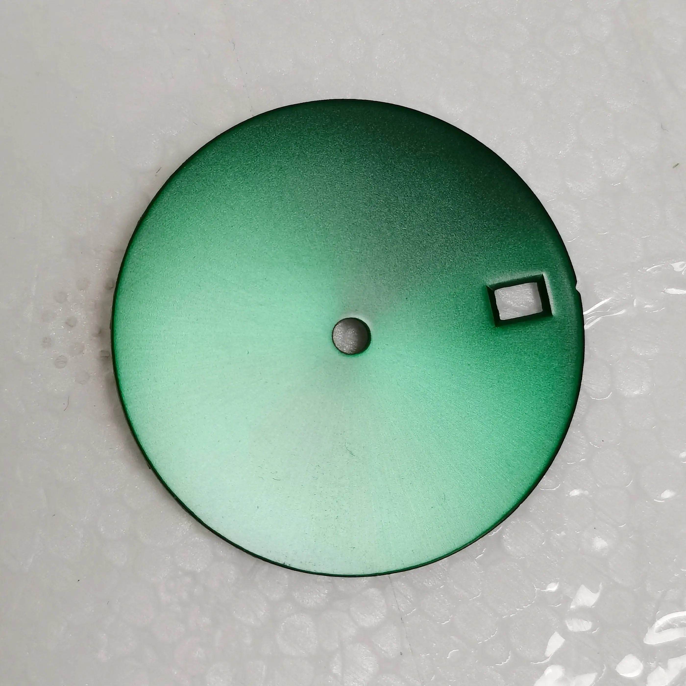 28.5MM Dial Green Luminous Date At 3H Fit NH35 Automatic Movement