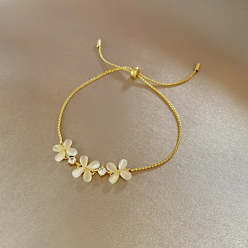 

Korean Flower Opal Chain Bracelet for Women Girl Wedding Party Summer Travel Friendship Jewelry Fashion Gold Color Adjust Gift