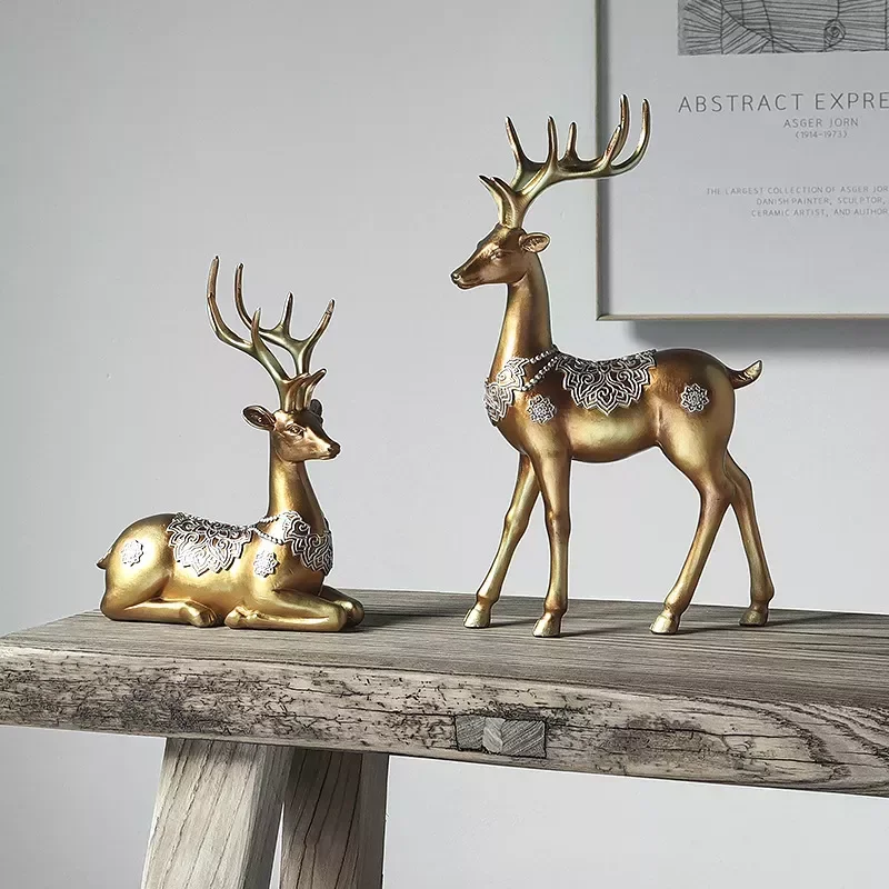 

Resin Elk Creative Statue Nordic Style Animal Figurine Office Ornaments Living Room Bedroom Desktop Decoration Home Decor