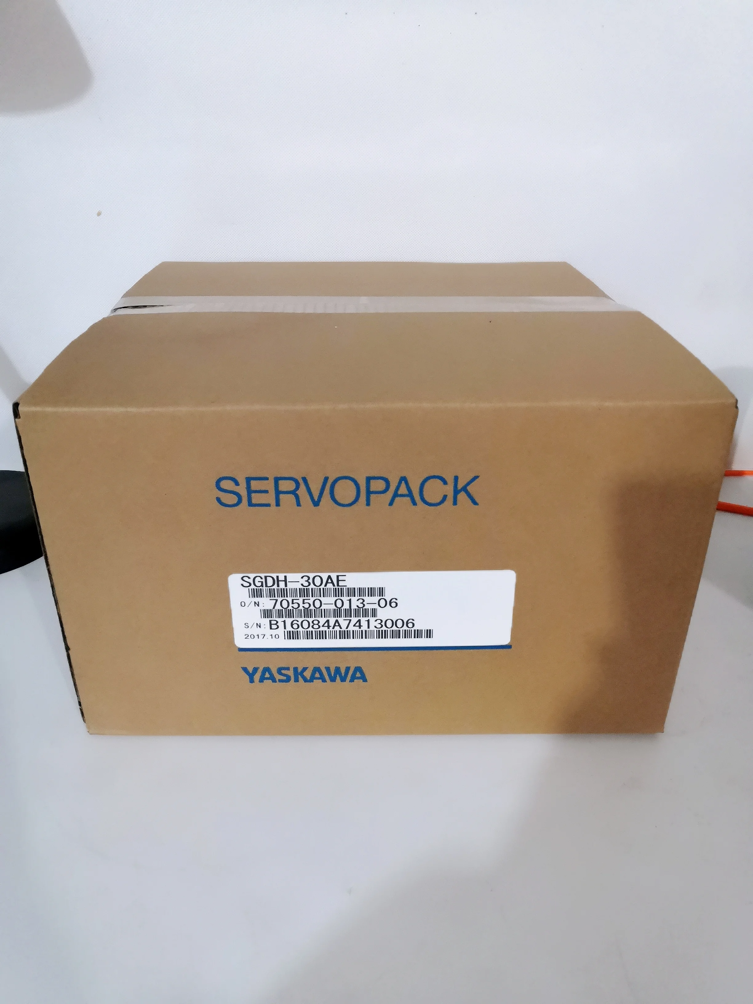Сервопривод Yaskawa 3000W SGDH-30AE Ac новый оригинальный по заводской цене Япония |