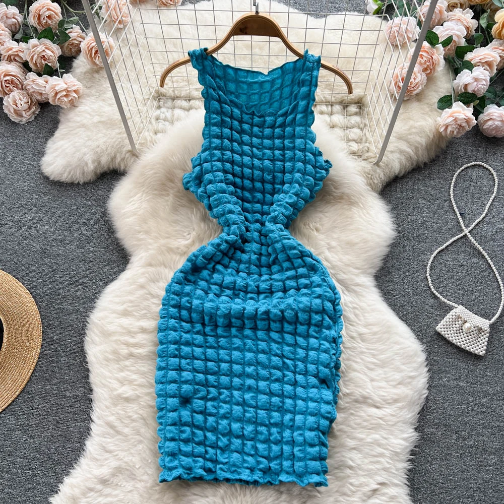 

Женское мини-платье в клетку, без рукавов