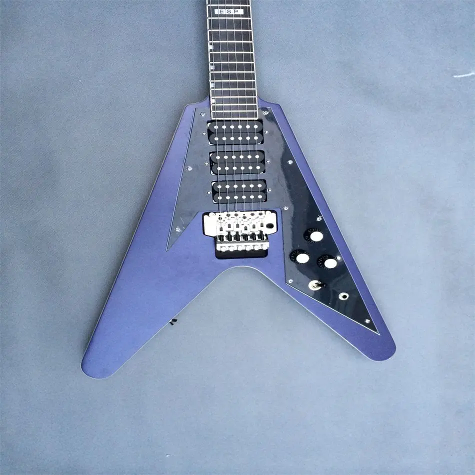 

Free shipping, high quality electric guitar, V-shaped, purple, vibrato system, silver hardware, customizable