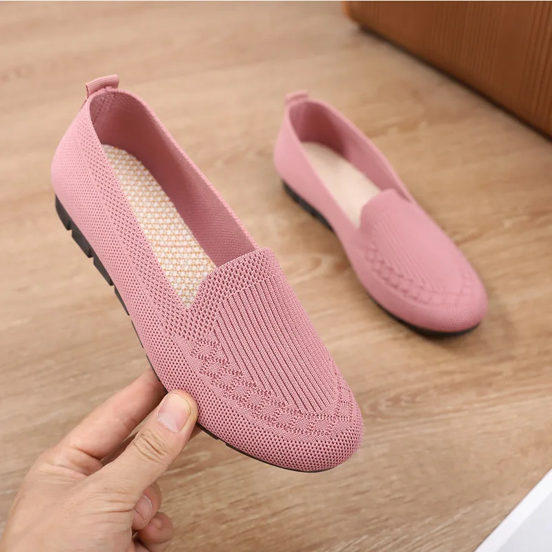 New Mesh Breathable Sneakers Women Breathable Light Slip on Flat Casual Shoes Ladies Loafers Socks Shoes Women Zapatillas Mujer