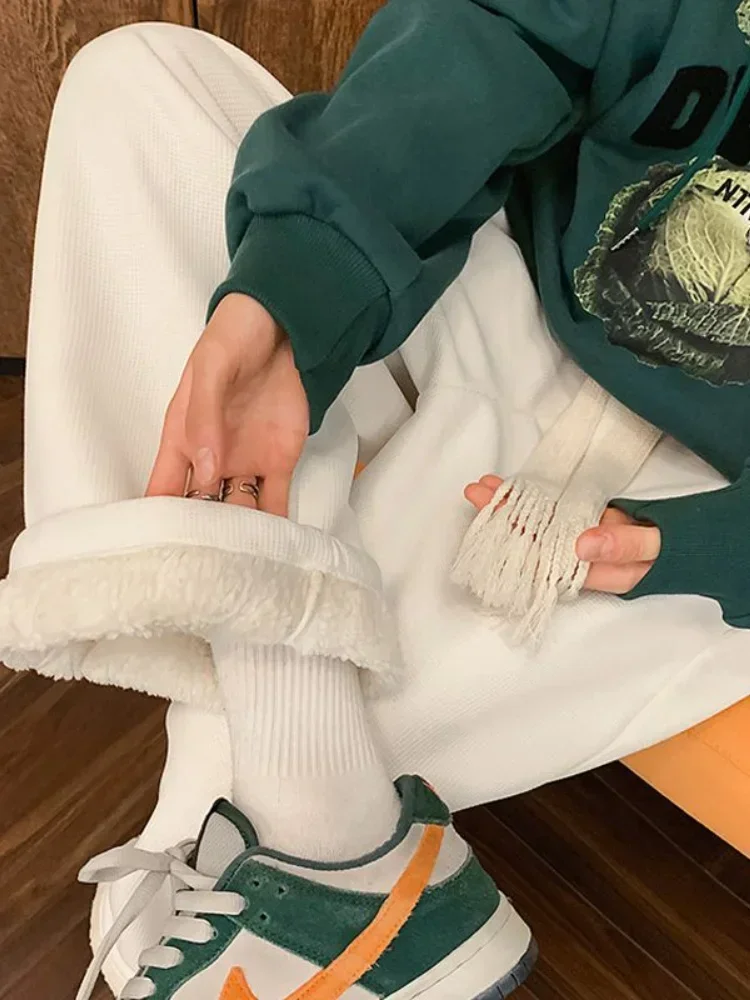 Рисунок 2 - Повседневные брюки из овечьей шерсти