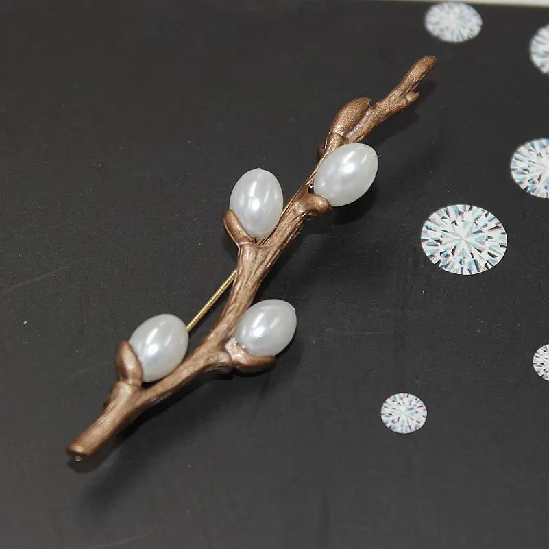 

5PCS Vintage Handmade Freshwater Pearl Plum Blossom Flower Branches Brooches Pins Elegant Bouquet Brooch For Wedding Bride