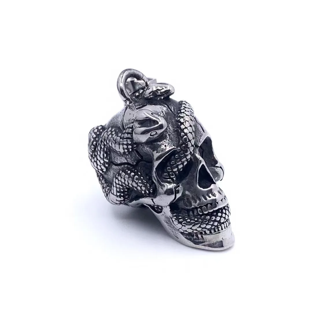 

Metal skull necklace