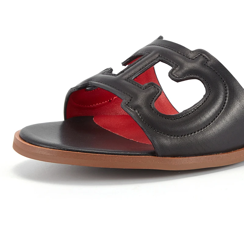 2023 Summer Slippers Low Heel Leather Lightweight Casual Women's Sandals Open Toe Outdoor Slippers Beach Shoes Women Shoes