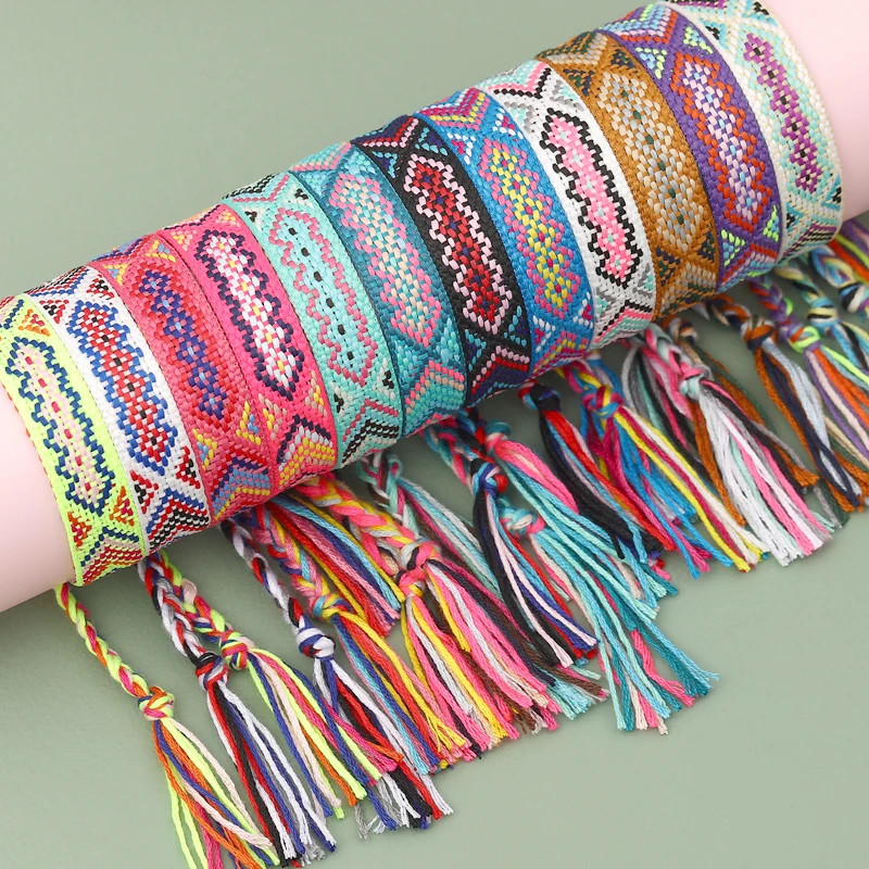 

5PCS Bohemian Woven Friendship Bracelets for Women Girl Fashion Braided Tassels Wrap Boho Bracelets Adjustable Wristbands