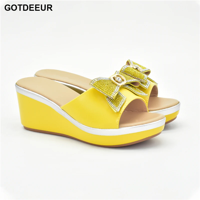 

Luxery Shoes Women Womens Platform Heels Plus Size Women Shoes 42 Ladies Shoes and Sandals Nigerian Party Pumps with Rhinestone