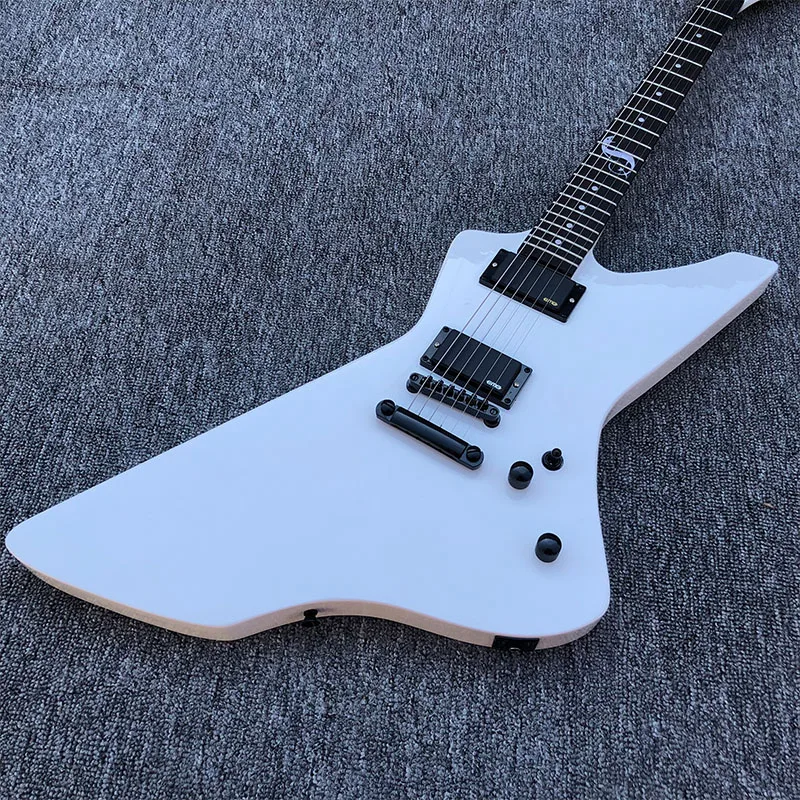 

Factory direct 6-string electric guitar shaped electric guitar, white paint, active circuit, rosewood fingerboard, postage.