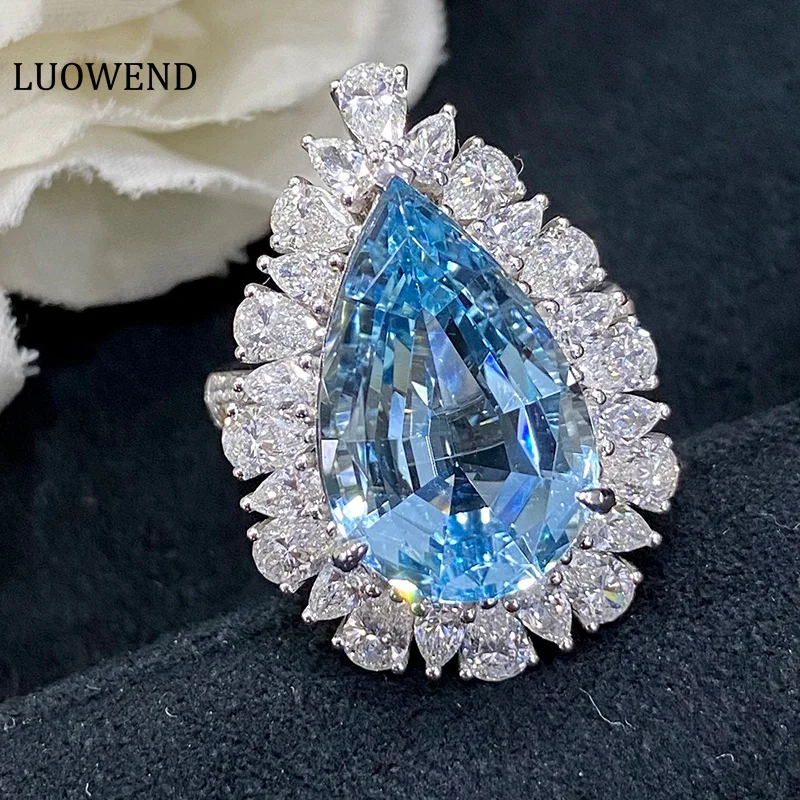 

LUOWEND 18K White Gold Rings Romantic Blue Aquamarines 7.95carat Ring Luxury Gemstone Fine Classic Design for Women Wedding
