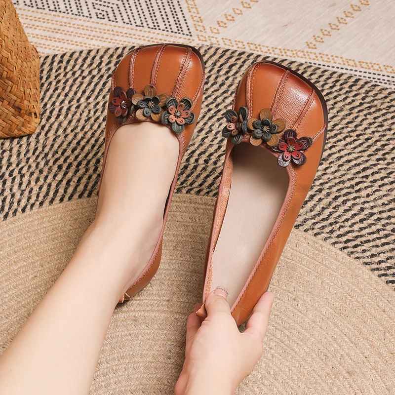 Xiuteng 2022 Summer Cow Leather Retro Mother Shoes Soft Bottom Small Single Shoes Handmade Cowhide Flower Dancing  Shallow Flats