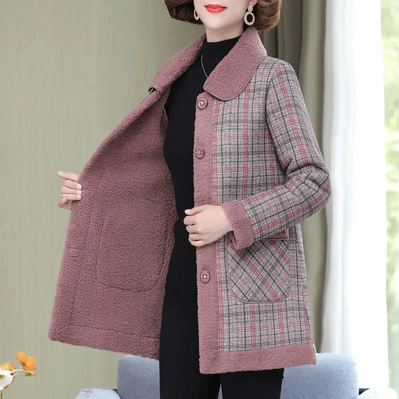 

Autumn Winter Women Jacket 2022 New Plaid Fleece Lamb Wool Coat Middle-aged Female Outwear Warm Parkas Basic Coats Oversize 6XL